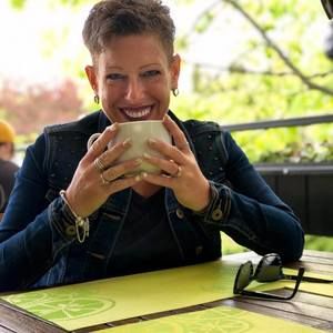 Meet your Posher, Sylvie